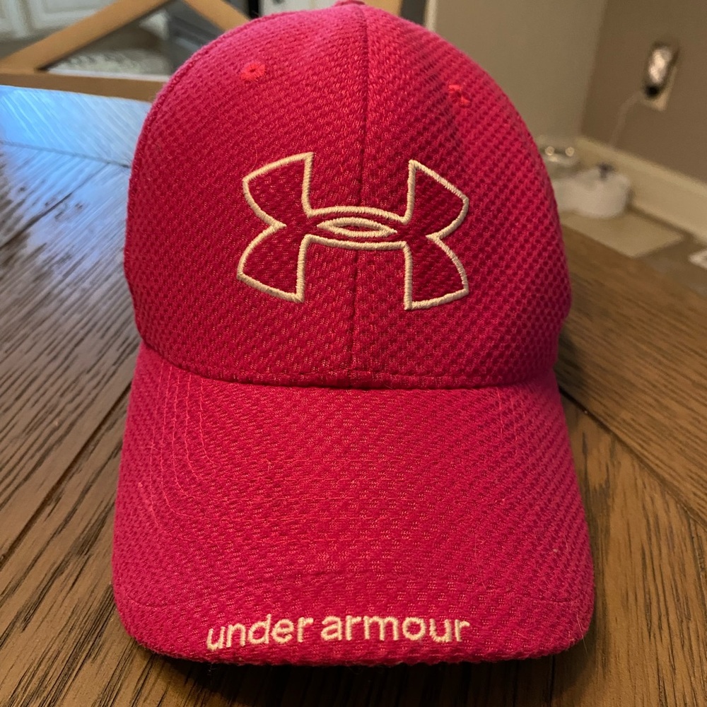 Womens Under Armour Cap.